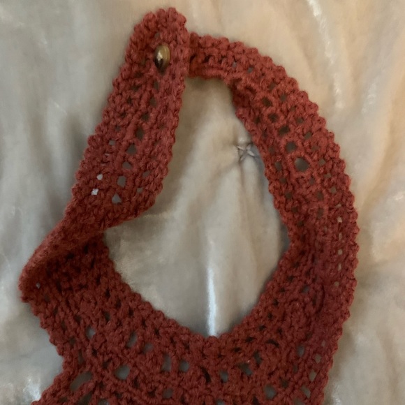 American Eagle halter top with tie back burgundy crochet size small - Picture 4 of 6